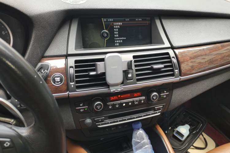 Used BMW X6 2013 xDrive35i Audio And AC Panel