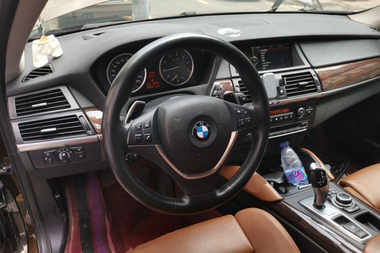 Used BMW X6 2013 xDrive35i Center Console