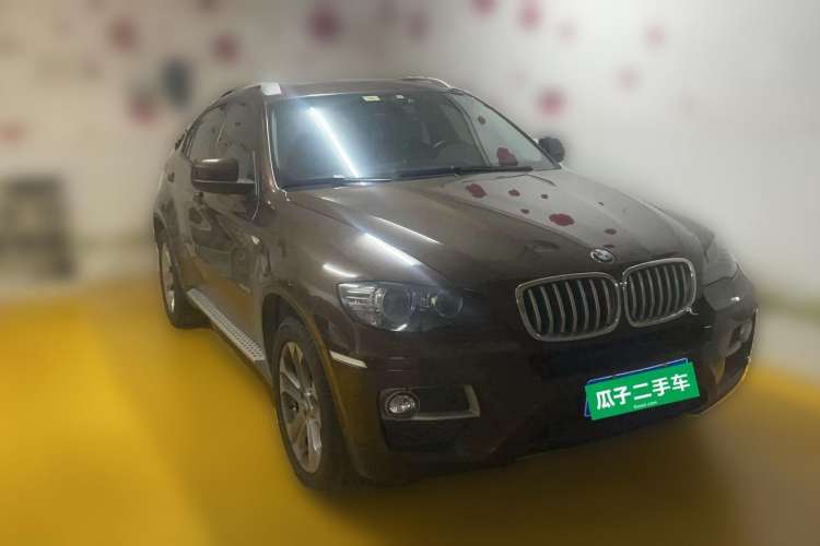 Used BMW X6 2013 xDrive35i Front Right 45 Deg