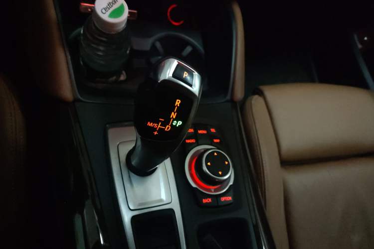 Used BMW X6 2013 xDrive35i Gear Lever