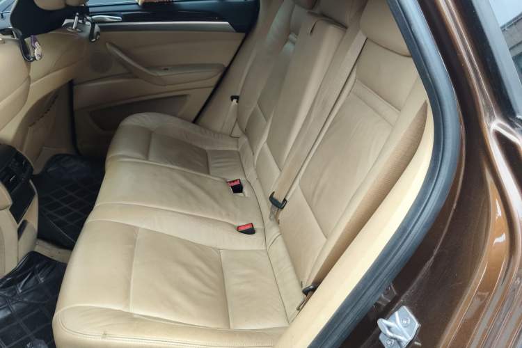 Used BMW X6 2013 xDrive35i Left Rear Seat