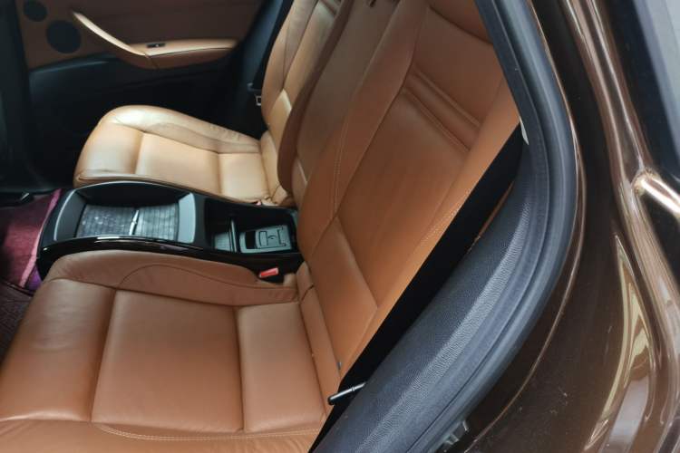 Used BMW X6 2013 xDrive35i Left Rear Seat