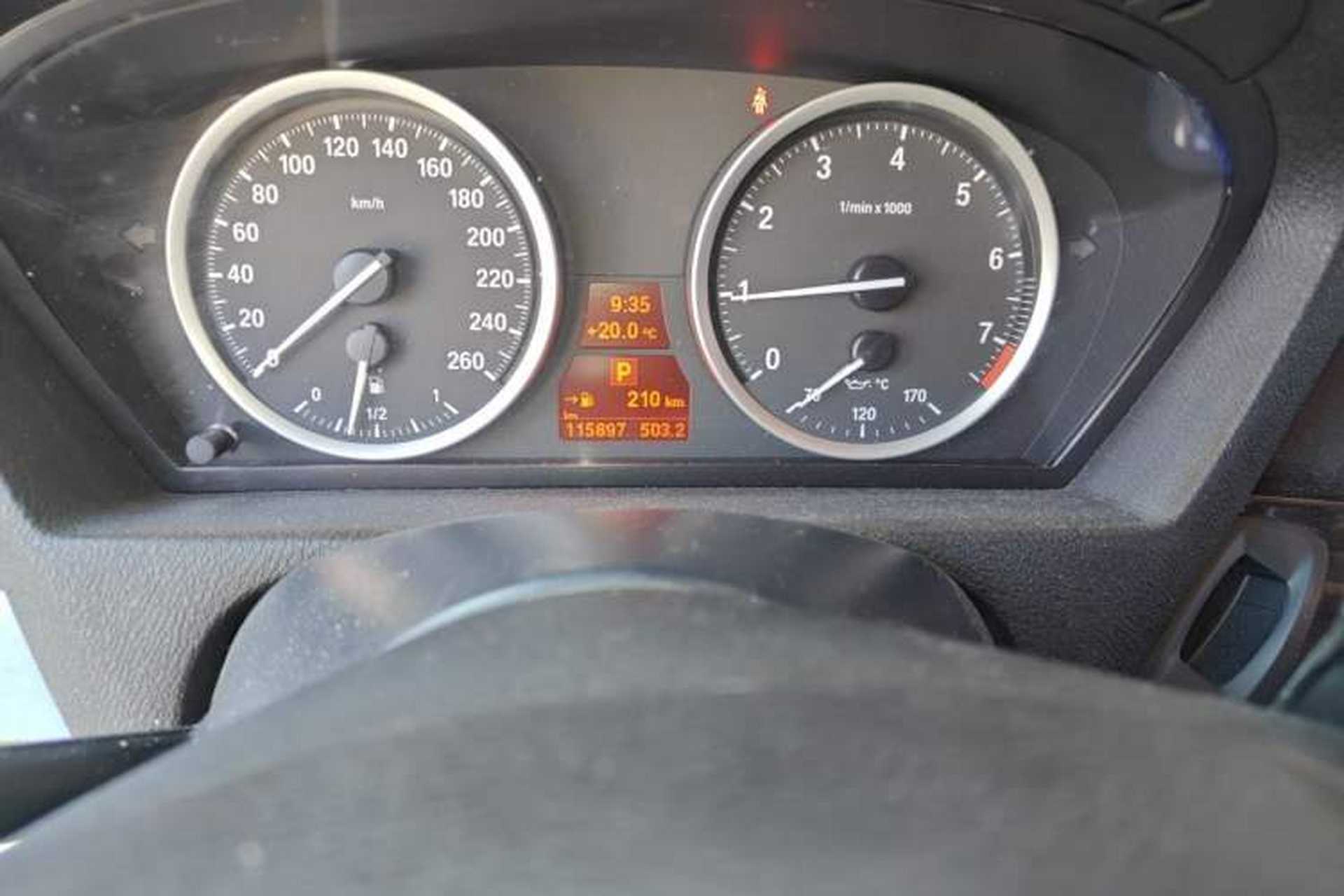 Used BMW X6 2013 xDrive35i Odometer Close Up