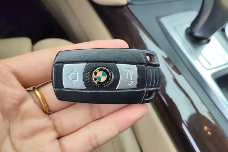 Used BMW X6 2013 xDrive35i Vehicle Key