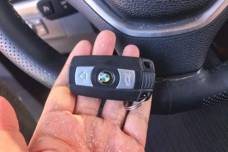 Used BMW X6 2013 xDrive35i Vehicle Key