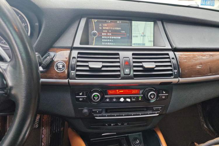 Used BMW X6 2013 xDrive35i Audio And AC Panel