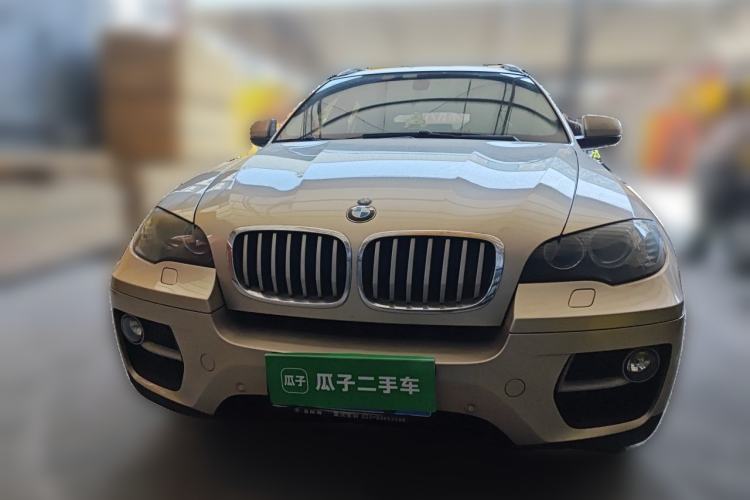 Used BMW X6  Front