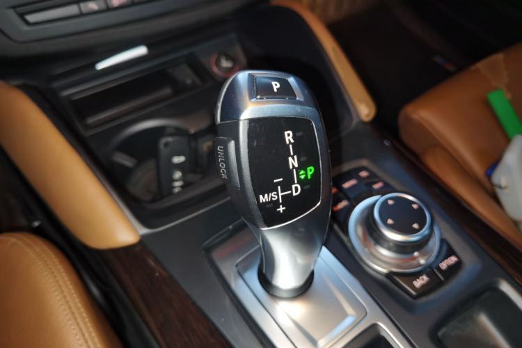 Used BMW X6 2013 xDrive35i Gear Lever