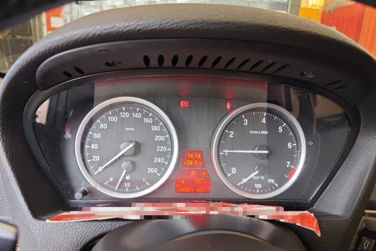 Used BMW X6  Instrument Cluster