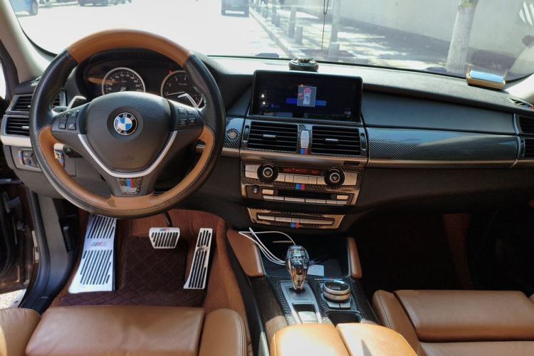 Used BMW X6 2013 xDrive35i Center Console