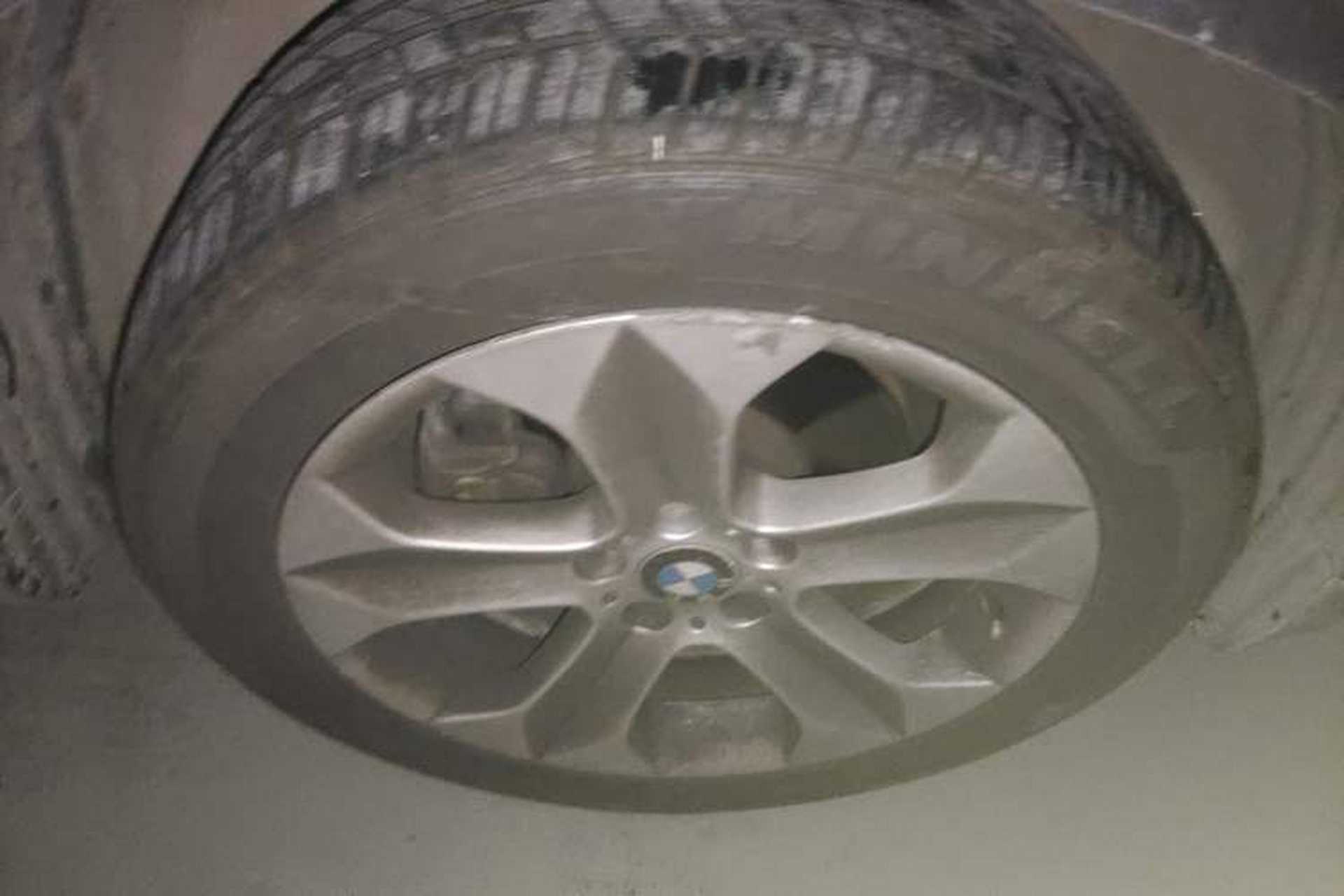 Used BMW X6 2013 xDrive35i Right Front Wheel Hub
