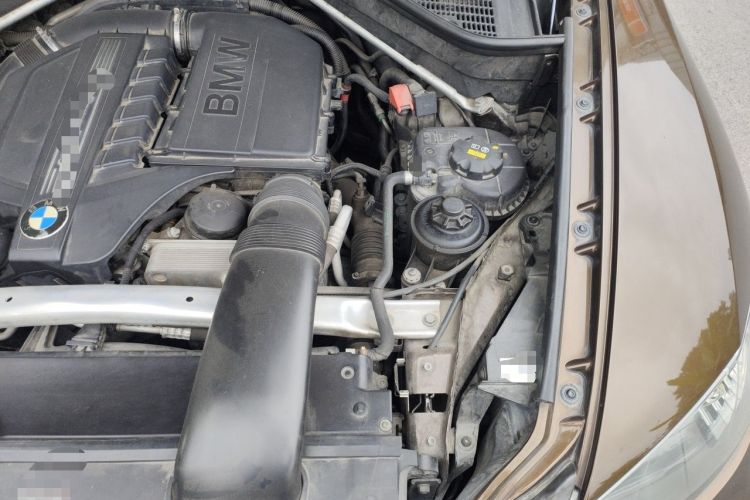 Used BMW X6 2013 xDrive35i Engine Bay Left
