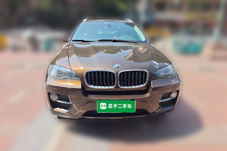 Used BMW X6  Front
