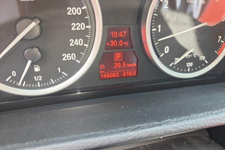 Used BMW X6  Odometer Close Up