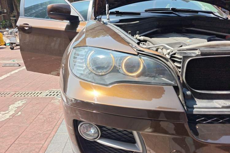 Used BMW X6  Right Front Headlight