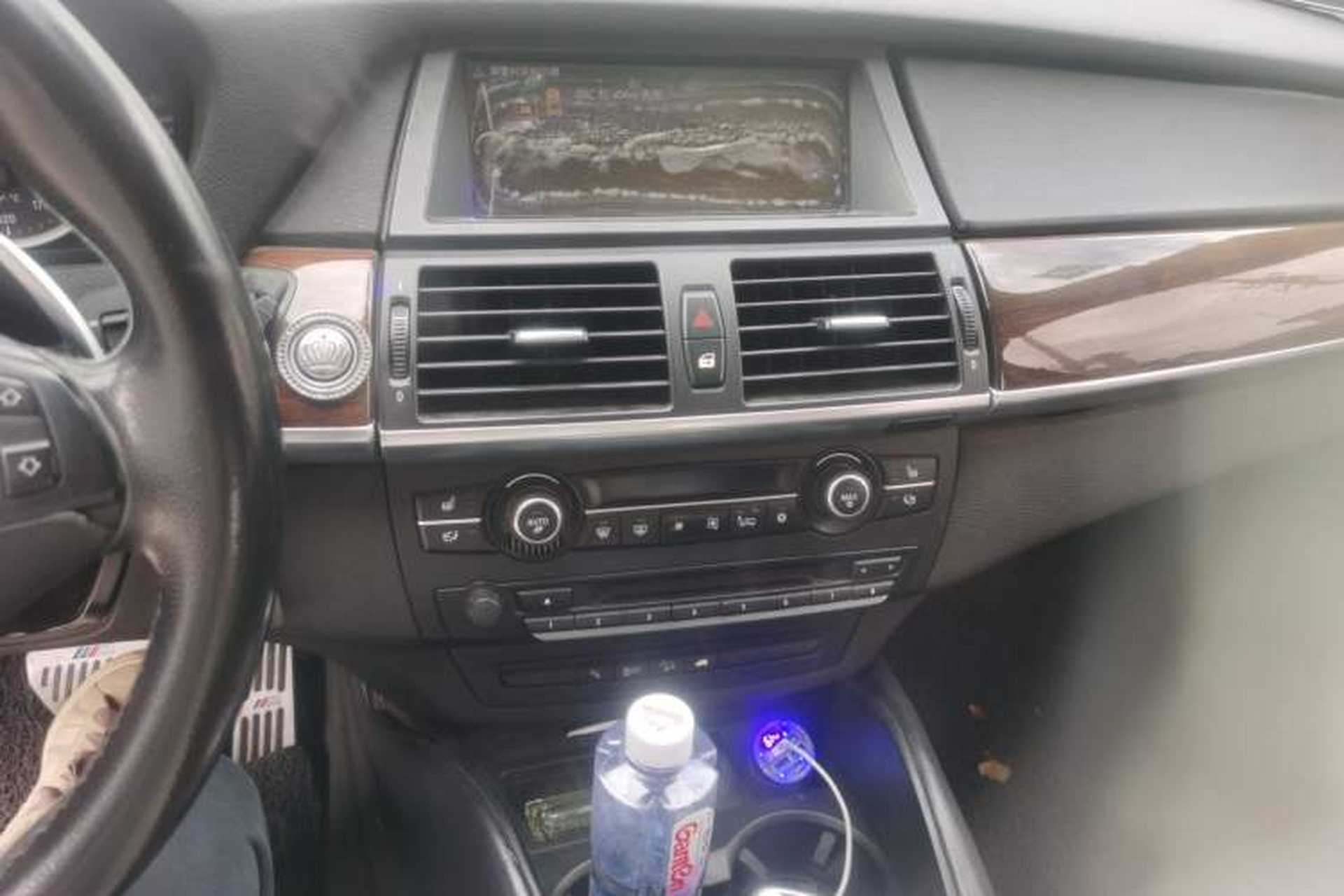 Used BMW X6 2013 xDrive35i Audio And AC Panel