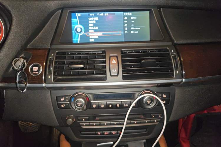 Used BMW X6  Audio And AC Panel