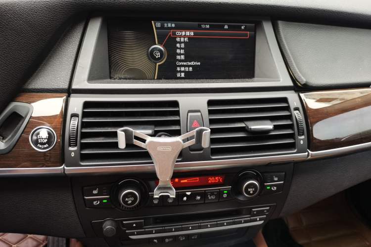 Used BMW X6 2013 xDrive35i Audio And AC Panel