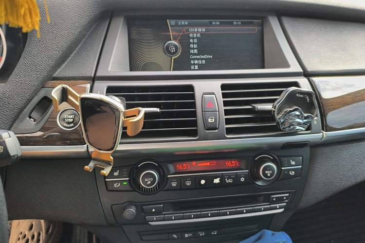 Used BMW X6 2013 xDrive35i Audio And AC Panel