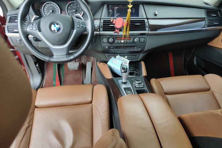 Used BMW X6 2013 xDrive35i Center Console