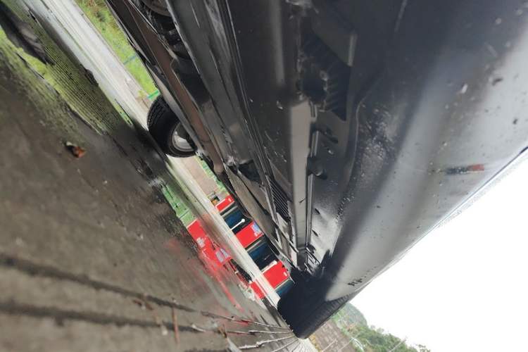 Used BMW X6  Chassis Front Left
