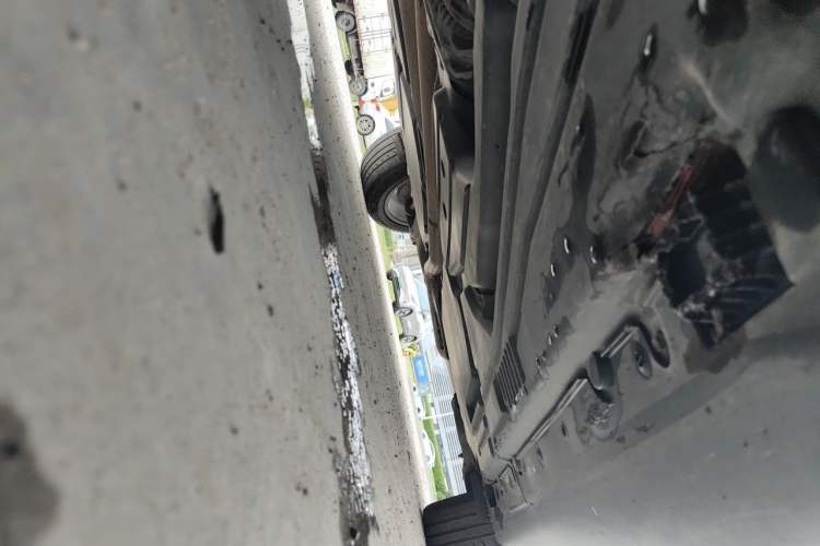 Used BMW X6 2013 xDrive35i Chassis Front Left