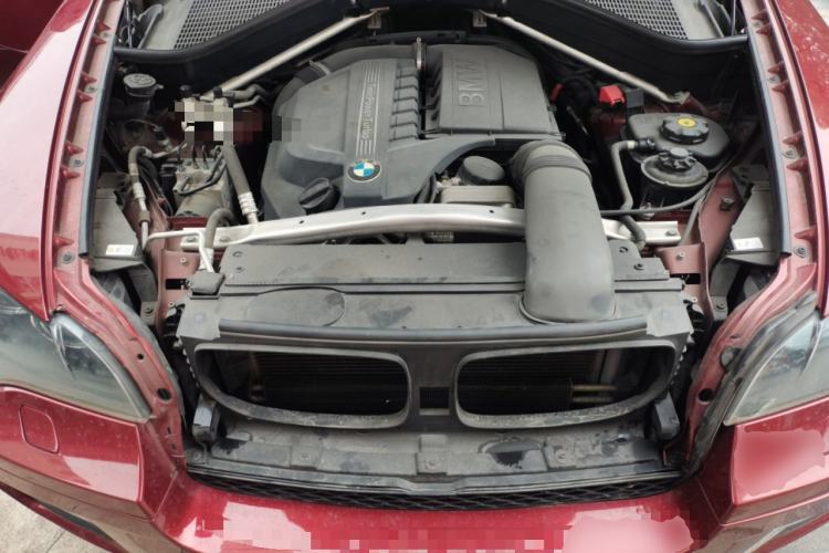 Used BMW X6 2013 xDrive35i Engine Bay