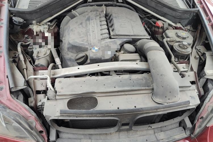 Used BMW X6 2013 xDrive35i Engine Bay