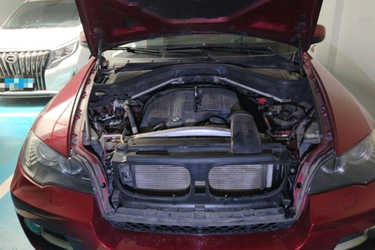 Used BMW X6 2013 xDrive35i Engine Bay
