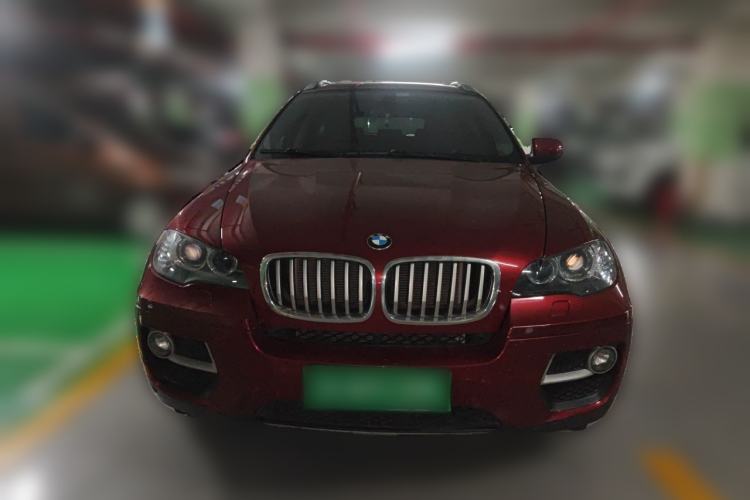 Used BMW X6  Front