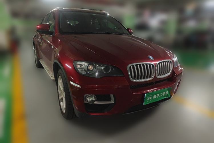 Used BMW X6  Front Right 45 Deg
