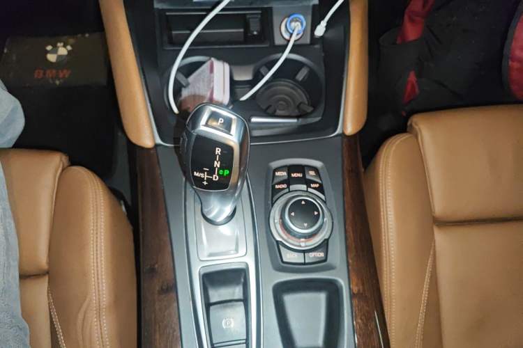 Used BMW X6  Gear Lever