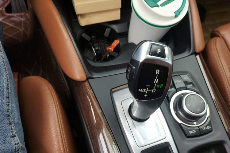 Used BMW X6 2013 xDrive35i Gear Lever