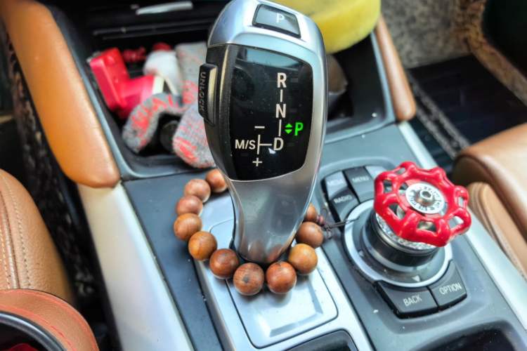 Used BMW X6 2013 xDrive35i Gear Lever