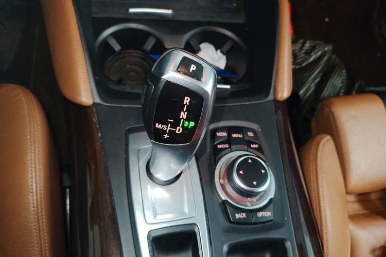 Used BMW X6 2013 xDrive35i Gear Lever