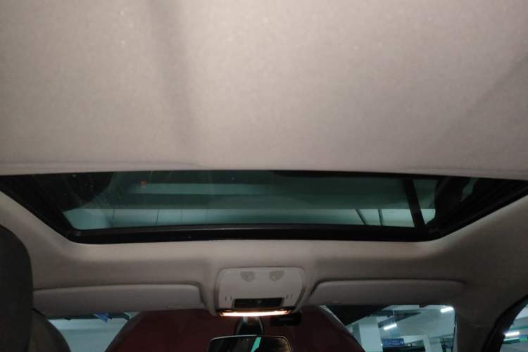 Used BMW X6 2013 xDrive35i Headliner