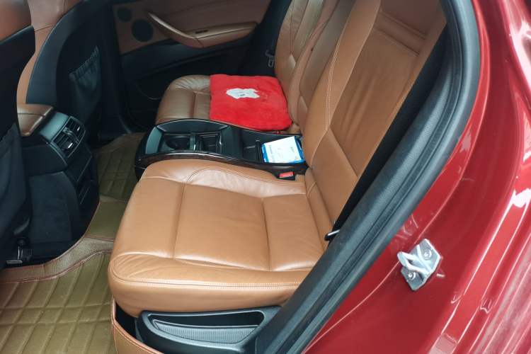 Used BMW X6 2013 xDrive35i Left Rear Seat