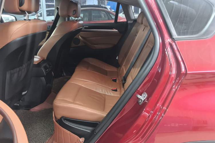 Used BMW X6 2013 xDrive35i Left Rear Seat
