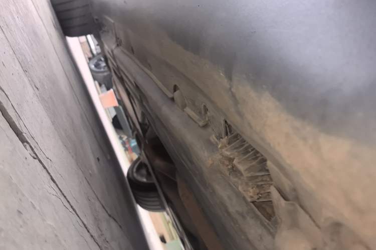 Used BMW X6 2013 xDrive35i Right Side Sill