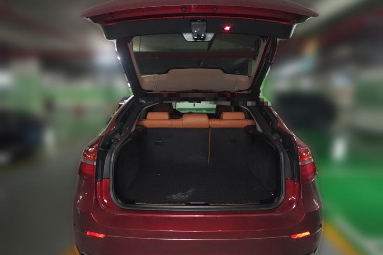 Used BMW X6  Trunk