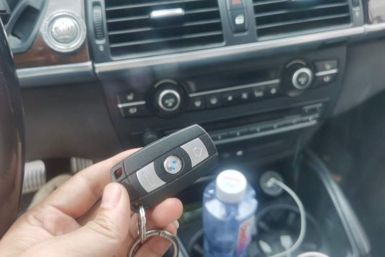 Used BMW X6 2013 xDrive35i Vehicle Key