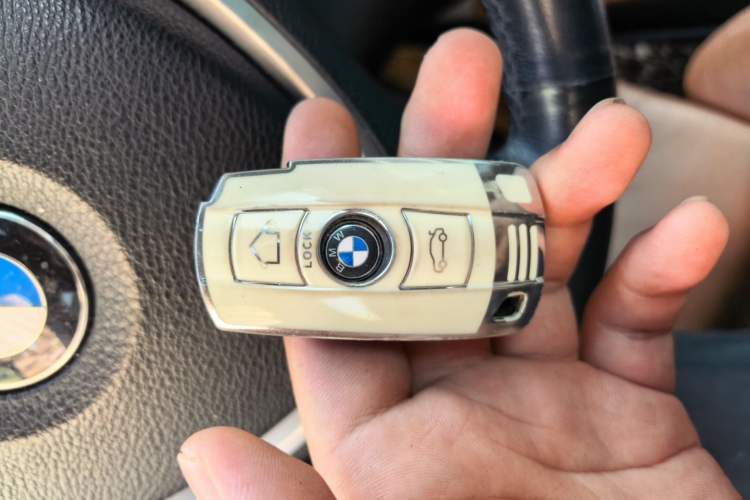 Used BMW X6 2013 xDrive35i Vehicle Key