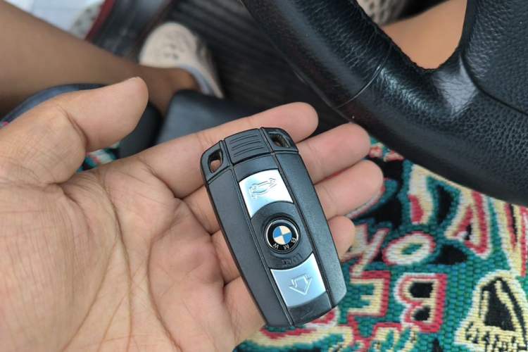 Used BMW X6 2013 xDrive35i Vehicle Key