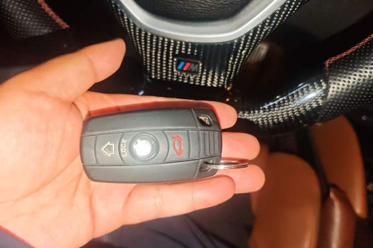 Used BMW X6 2013 xDrive35i Vehicle Key