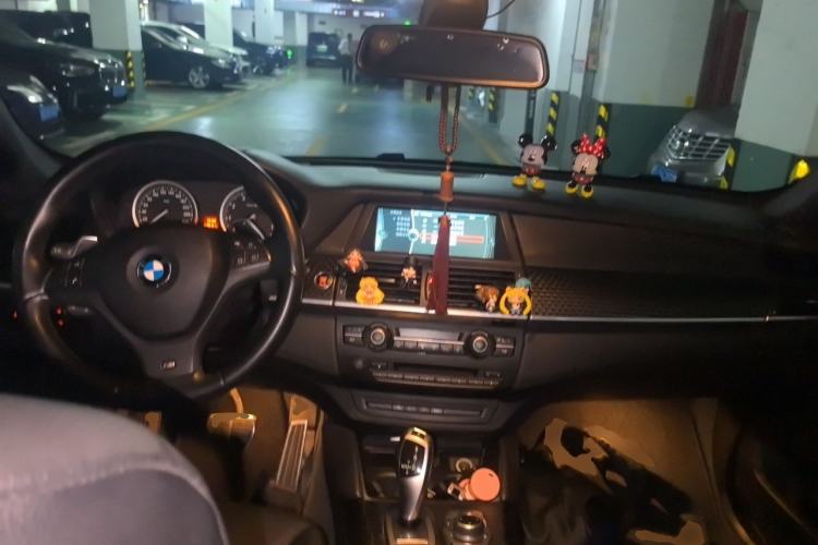 Used BMW X6 2013 xDrive40i Center Console