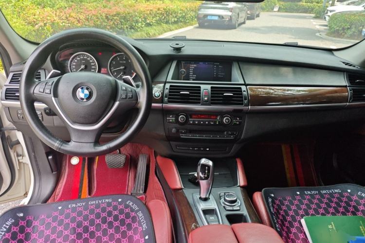 Used BMW X6 2013 xDrive35i Center Console