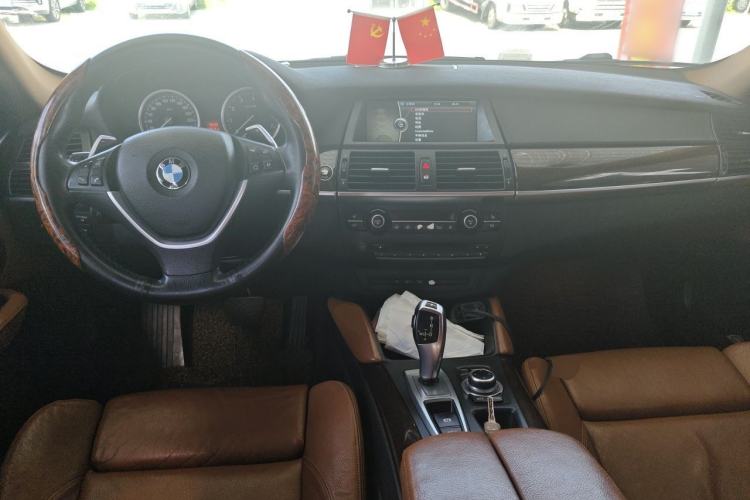 Used BMW X6 2013 xDrive35i Center Console