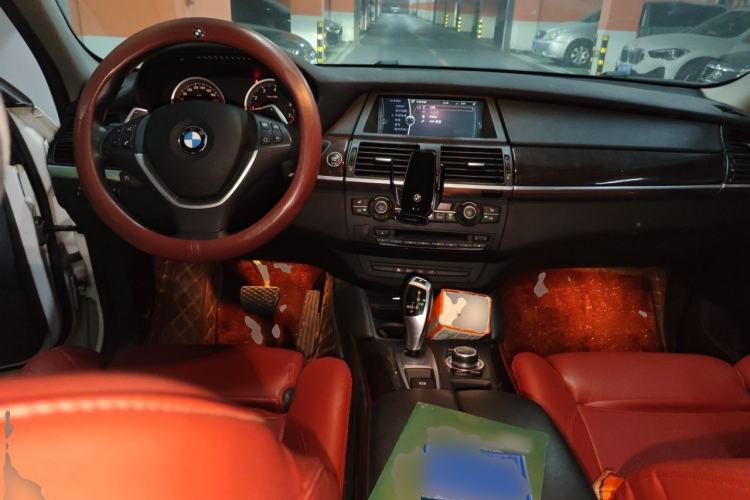 Used BMW X6 2013 xDrive35i Center Console