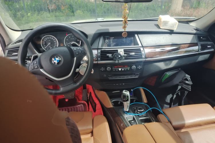 Used BMW X6 2013 xDrive35i Center Console