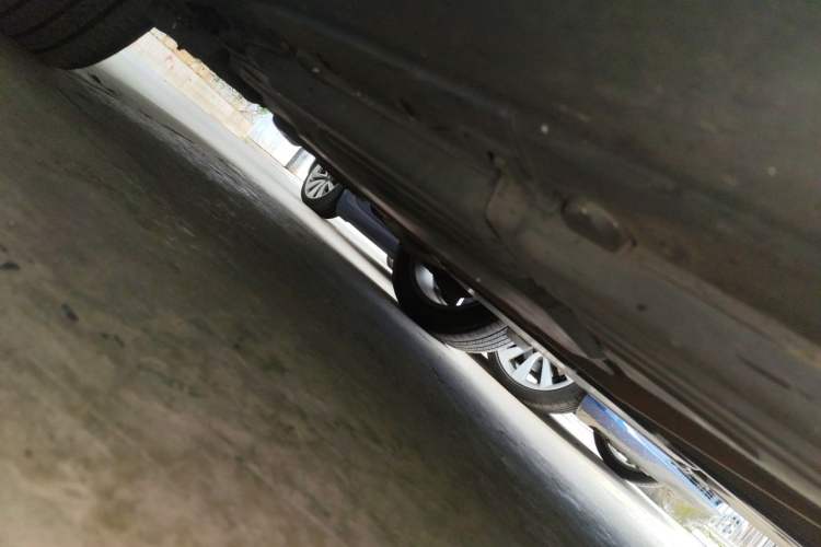 Used BMW X6  Chassis Front Right